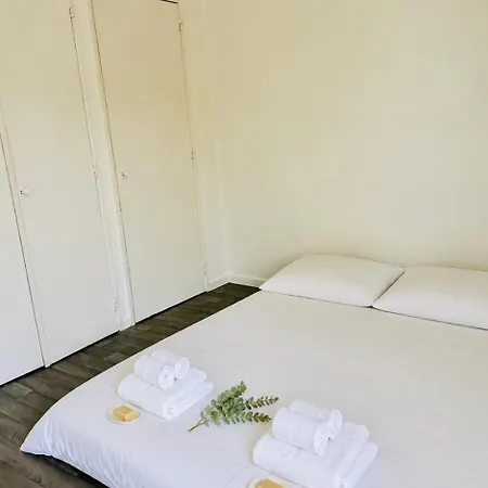 Privee Avec Balcon Et Belle Vue A Private With Balcony *