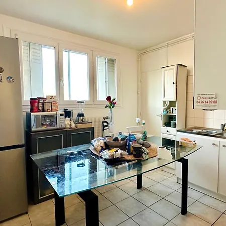 Homestay Privee Avec Balcon Et Belle Vue A Private With Balcony