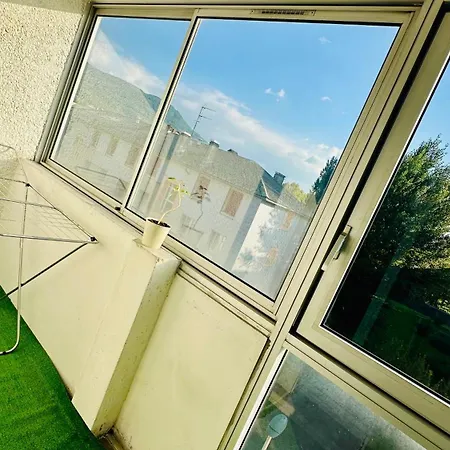 Homestay Privee Avec Balcon Et Belle Vue A Private With Balcony